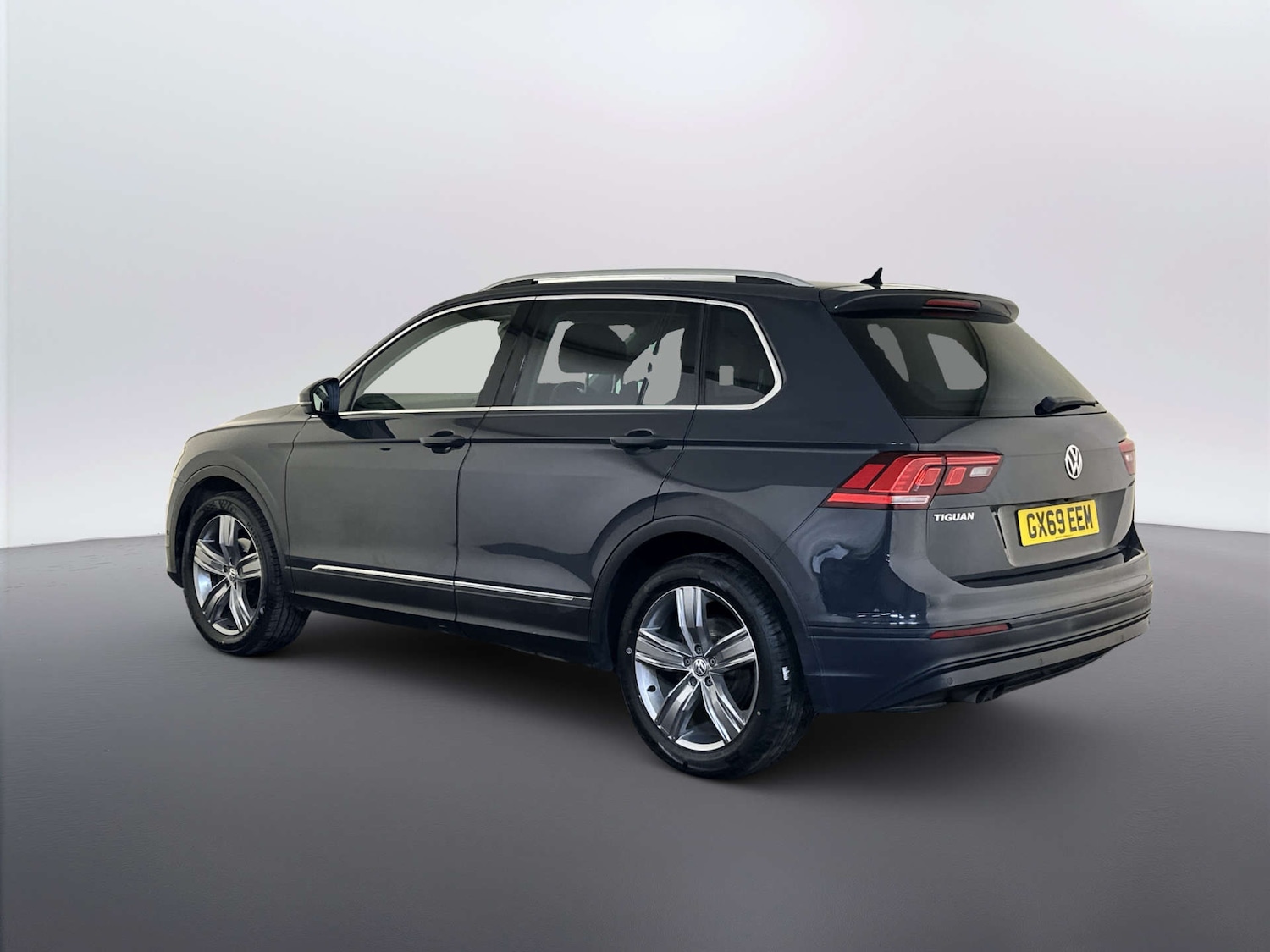 Used Volkswagen Tiguan 2019 for sale - 78175649: Photo 8