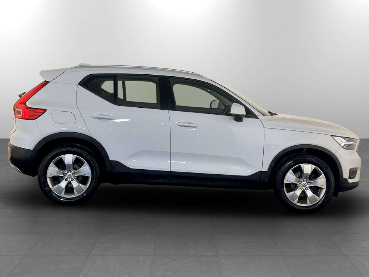 Used Volvo XC40 2019 for sale - 77469898: Photo 11