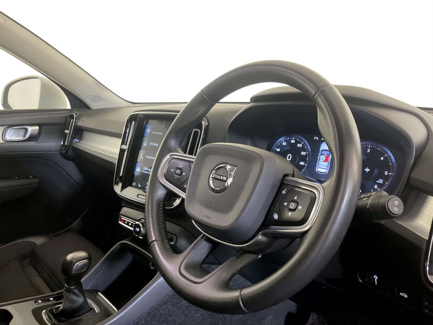 Used Volvo XC40 2019 for sale - 77469898: Photo 15