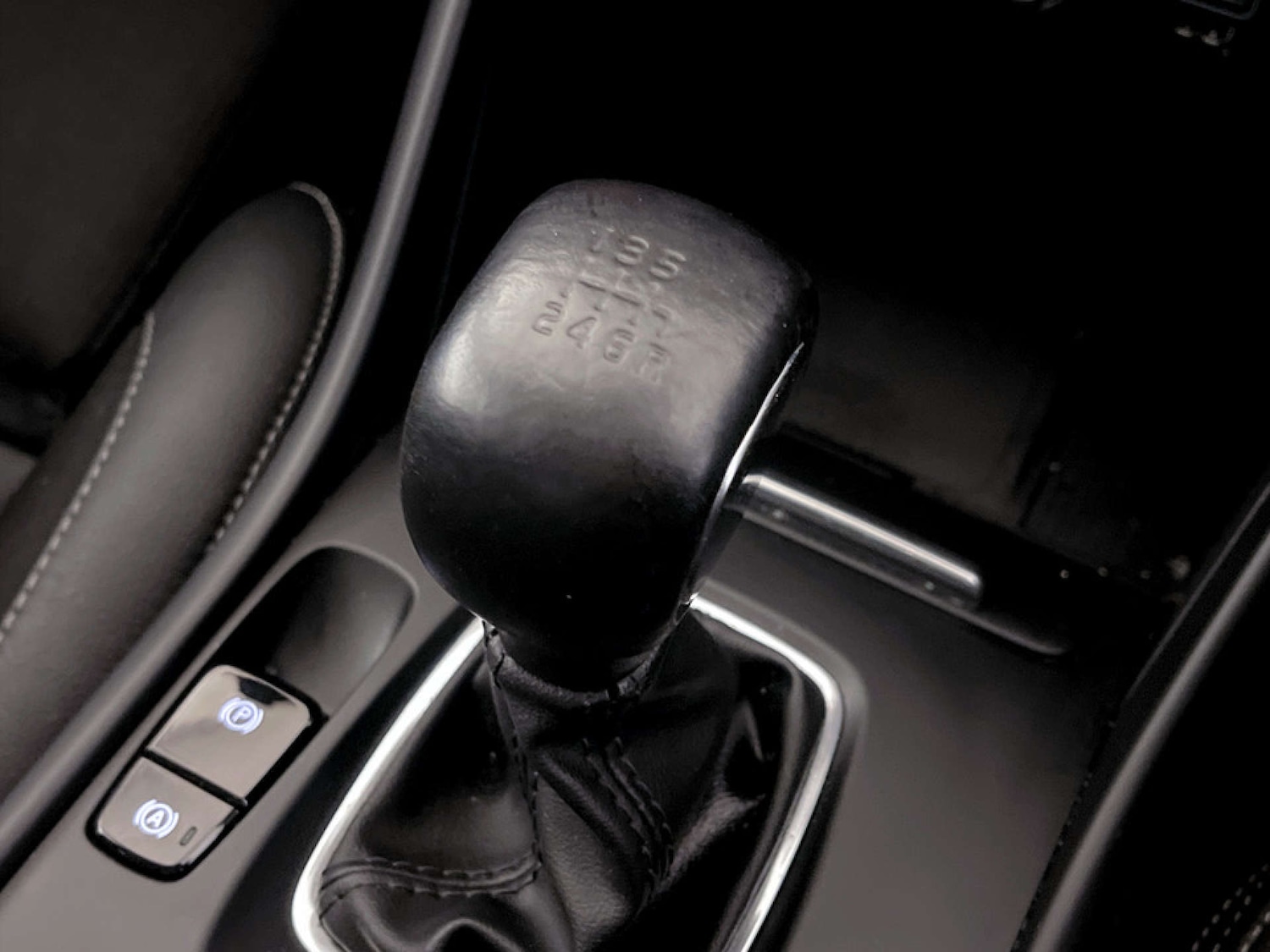 Used Volvo XC40 2019 for sale - 77469898: Photo 25