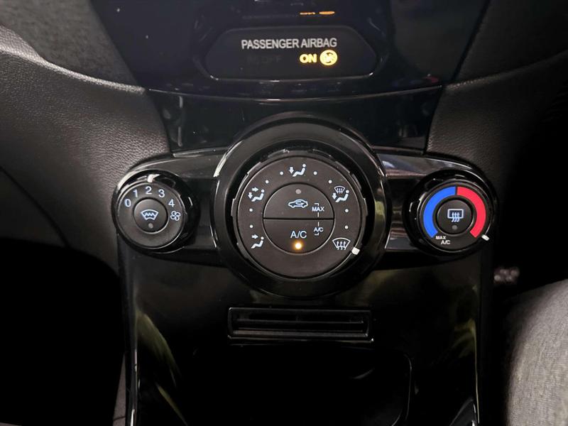 Used Ford Fiesta 2017 for sale - 76984802: Photo 24