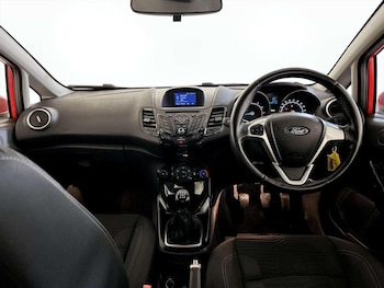 Used Ford Fiesta 2017 for sale - 76984802: Photo