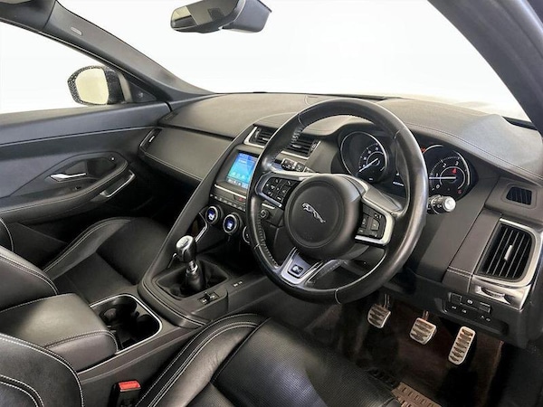 Used Jaguar E-Pace 2019 for sale - 76209320: Photo 15