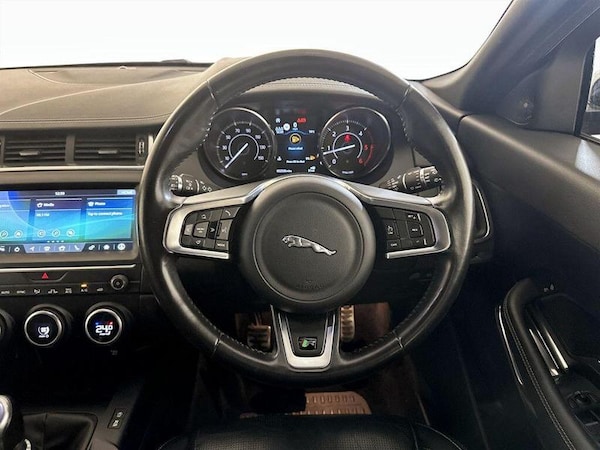 Used Jaguar E-Pace 2019 for sale - 76209320: Photo 16