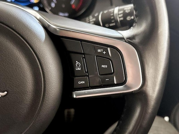 Used Jaguar E-Pace 2019 for sale - 76209320: Photo 19