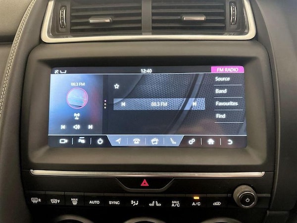 Used Jaguar E-Pace 2019 for sale - 76209320: Photo 23