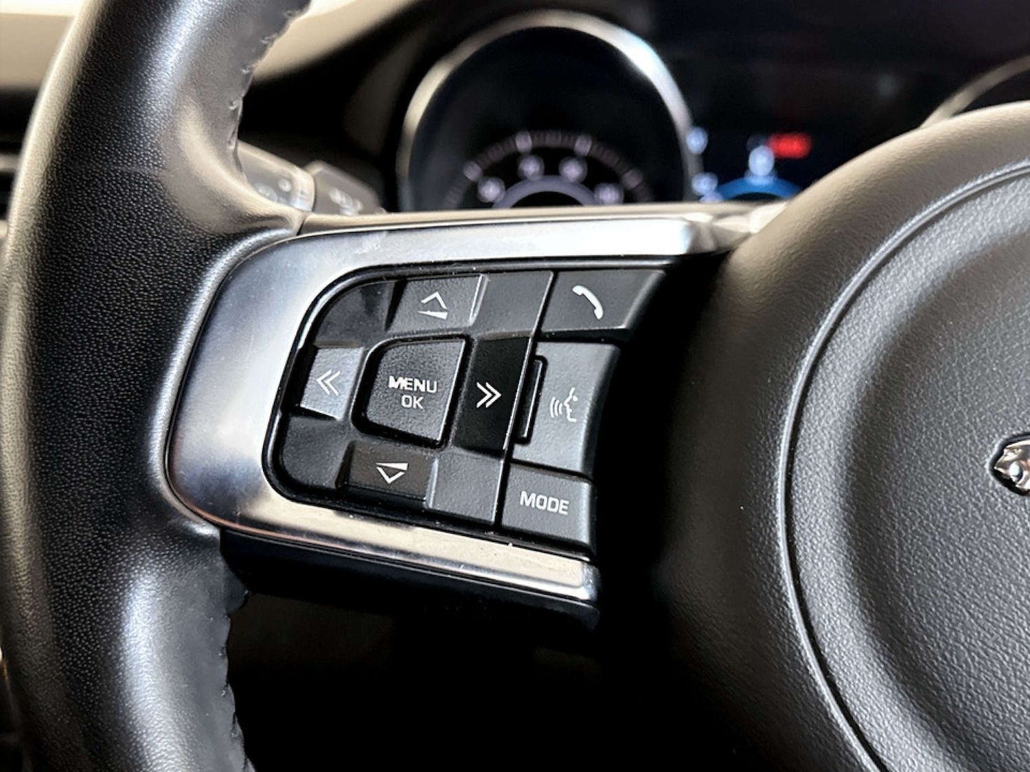 Used Jaguar E-Pace 2019 for sale - 77662737: Photo 17