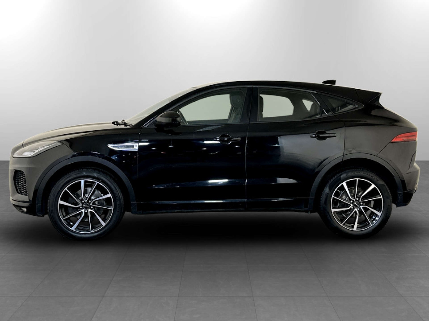 Used Jaguar E-Pace 2019 for sale - 77662737: Photo 7