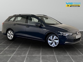 Volkswagen - Golf