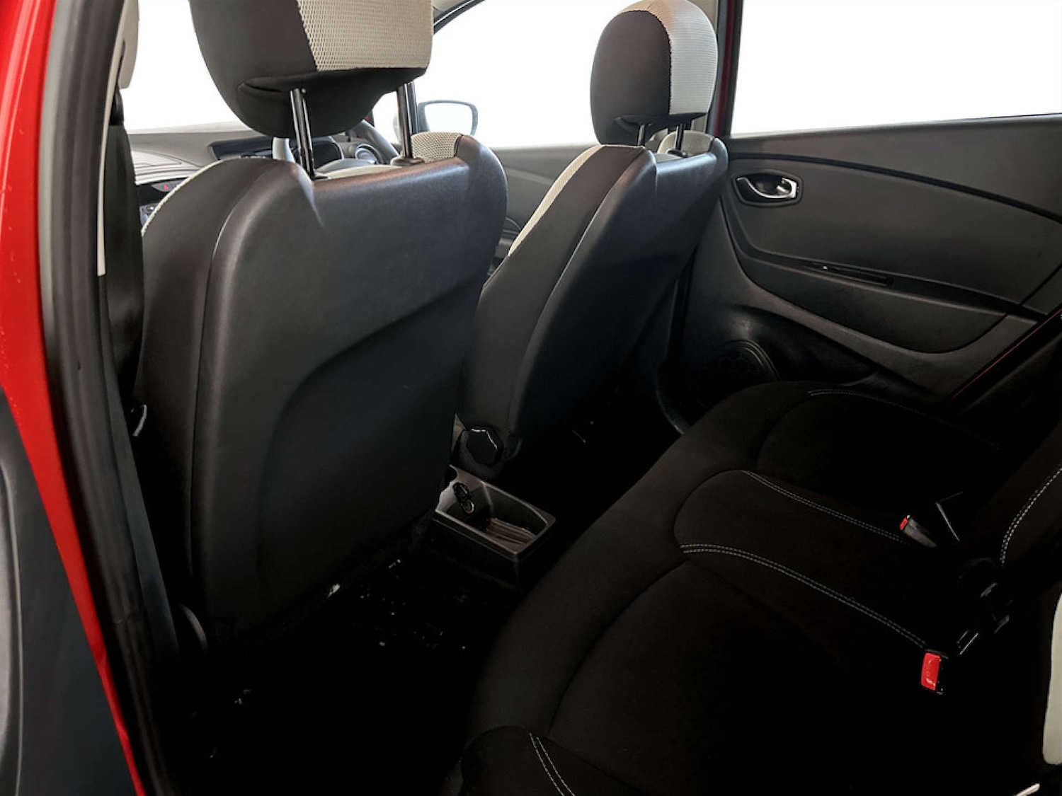 Used Renault Captur 2018 for sale - 77249228: Photo 14