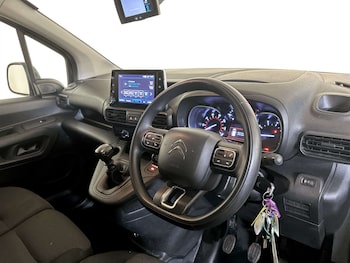 Used Citroen Berlingo 2022 for sale - 77643223: Photo