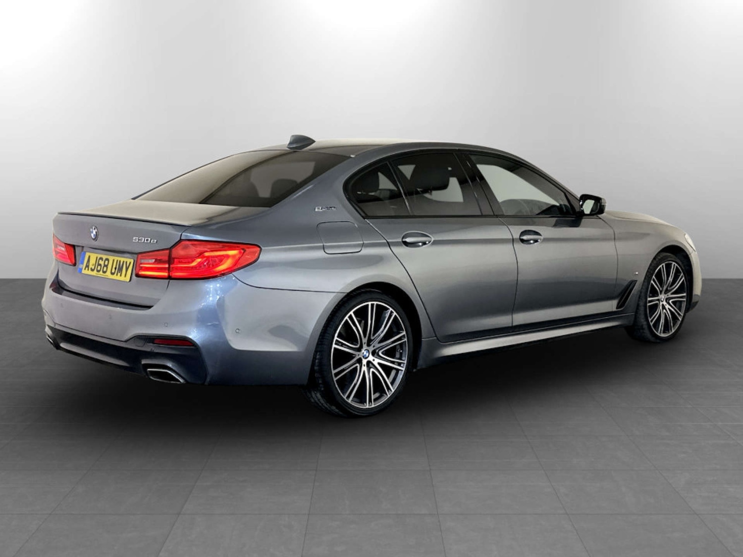 Used BMW 5 Series 2018 for sale - 77584822: Photo 10