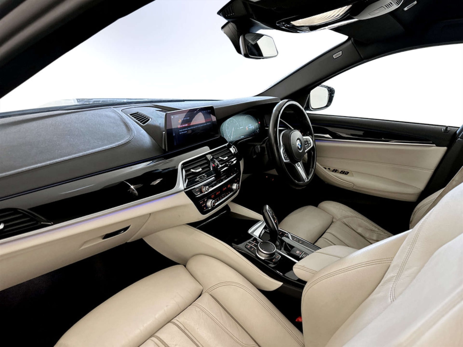 Used BMW 5 Series 2018 for sale - 77584822: Photo 12