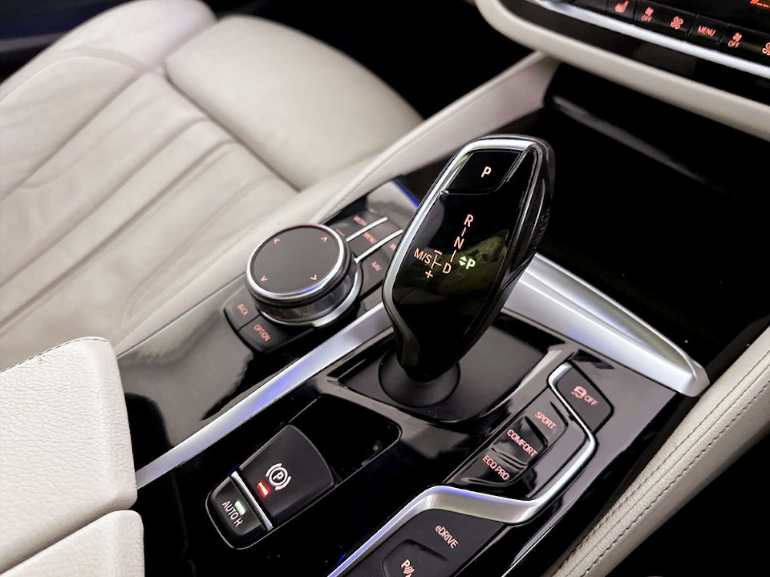 Used BMW 5 Series 2018 for sale - 77584822: Photo 26