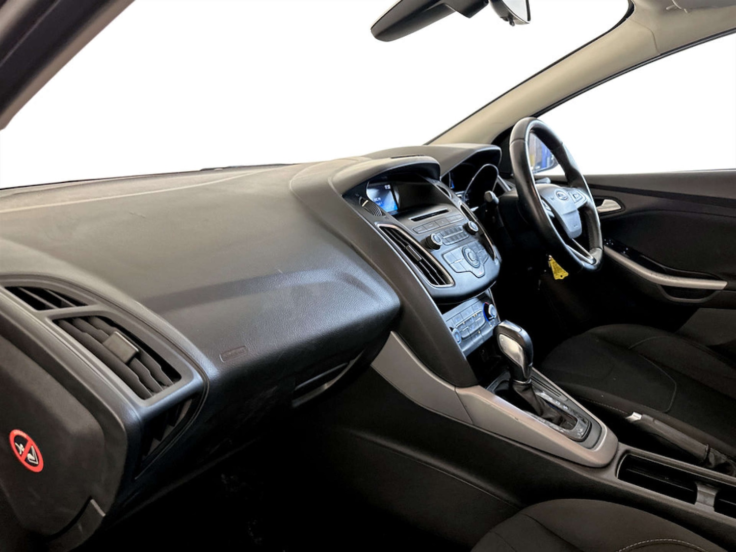 Used Ford Focus 2015 for sale - 77220981: Photo 12