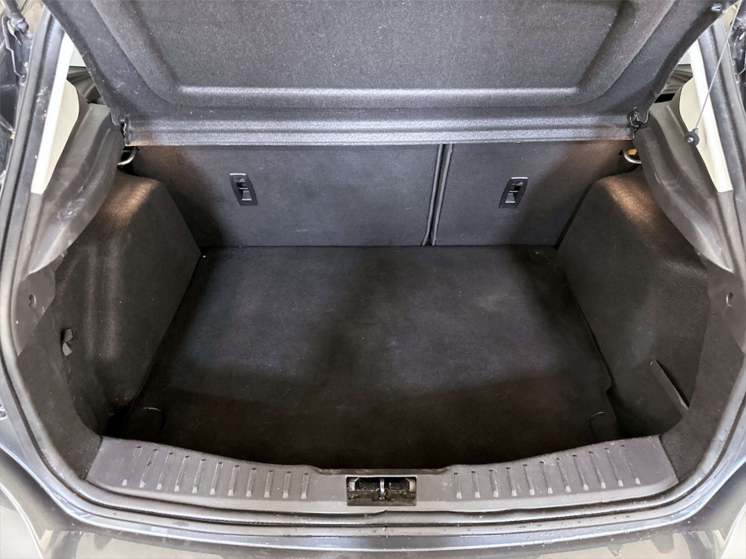 Used Ford Focus 2015 for sale - 77220981: Photo 15