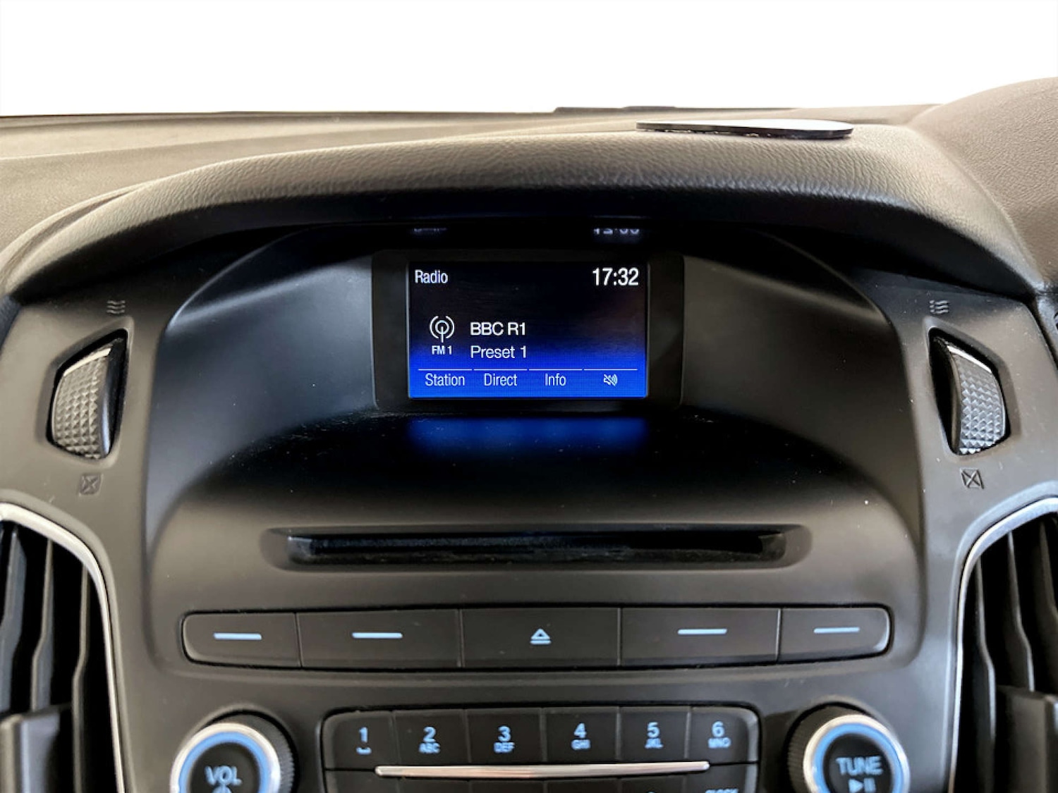 Used Ford Focus 2015 for sale - 77220981: Photo 24