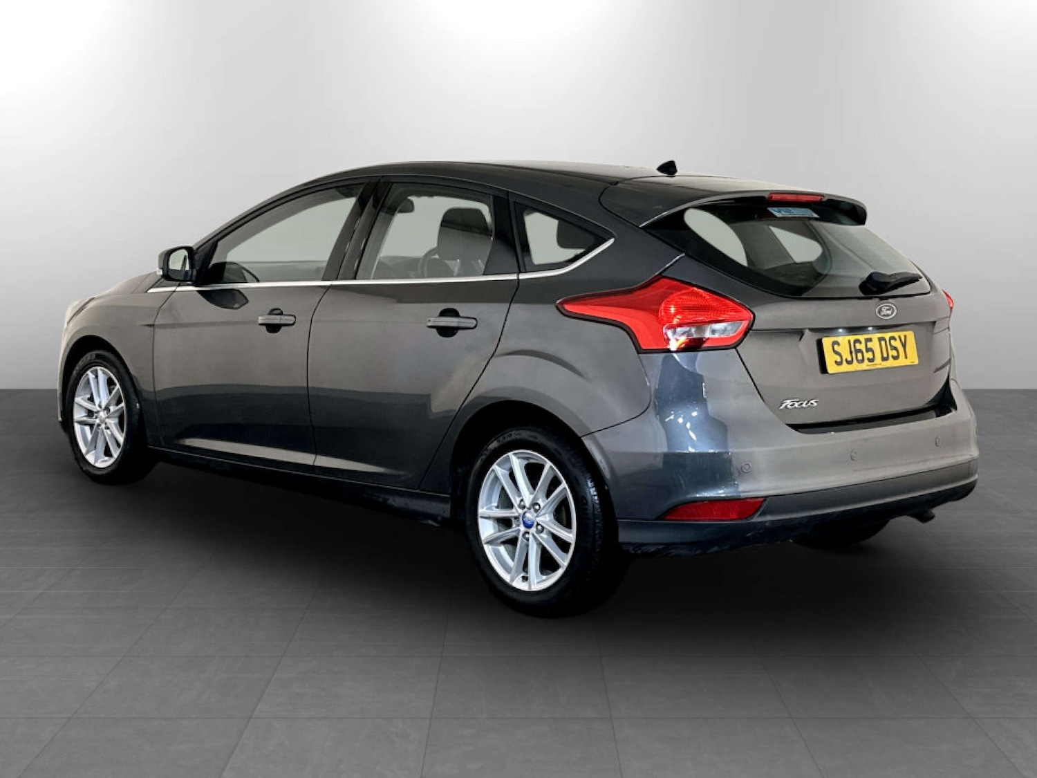 Used Ford Focus 2015 for sale - 77220981: Photo 8