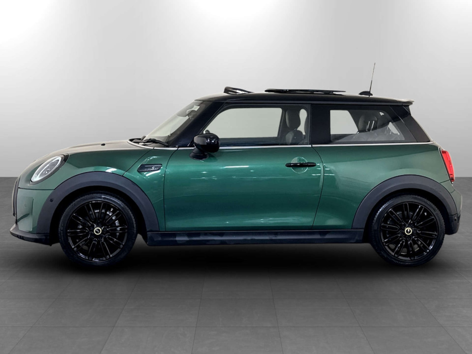 Used MINI Hatch 2021 for sale - 77508822: Photo 6