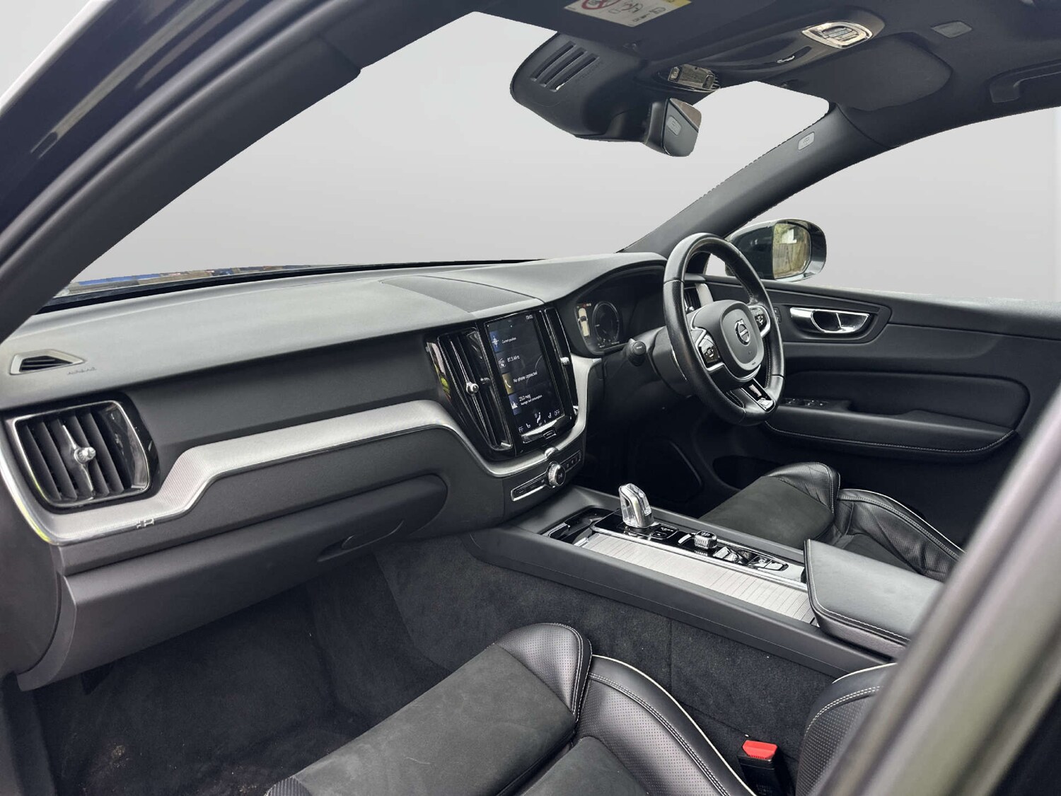 Used Volvo XC60 2018 for sale - 78179689: Photo 12