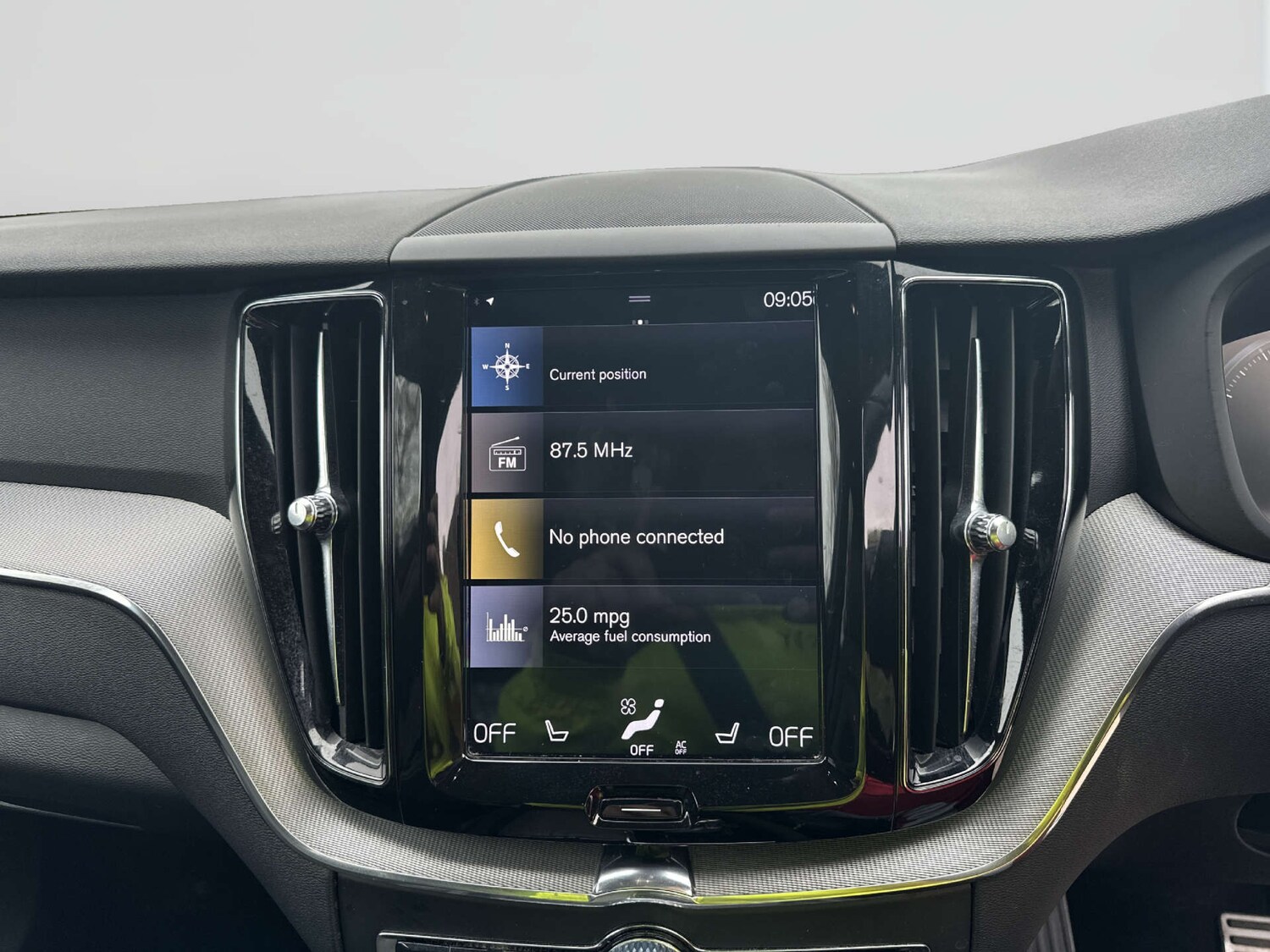 Used Volvo XC60 2018 for sale - 78179689: Photo 23