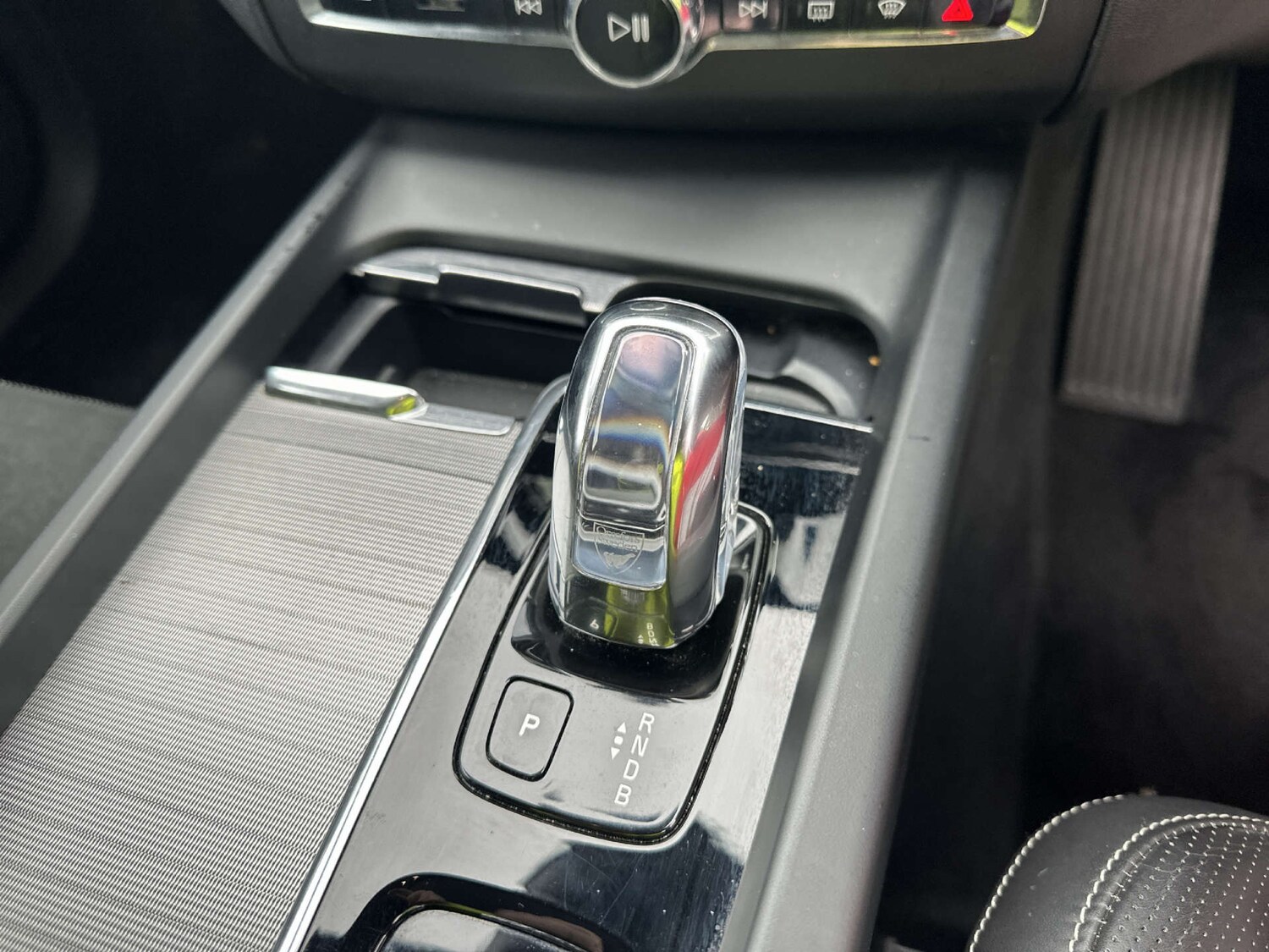 Used Volvo XC60 2018 for sale - 78179689: Photo 24