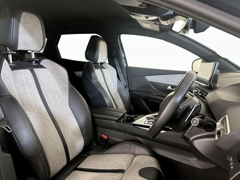 Used Peugeot 3008 2021 for sale - 76394137: Photo 13