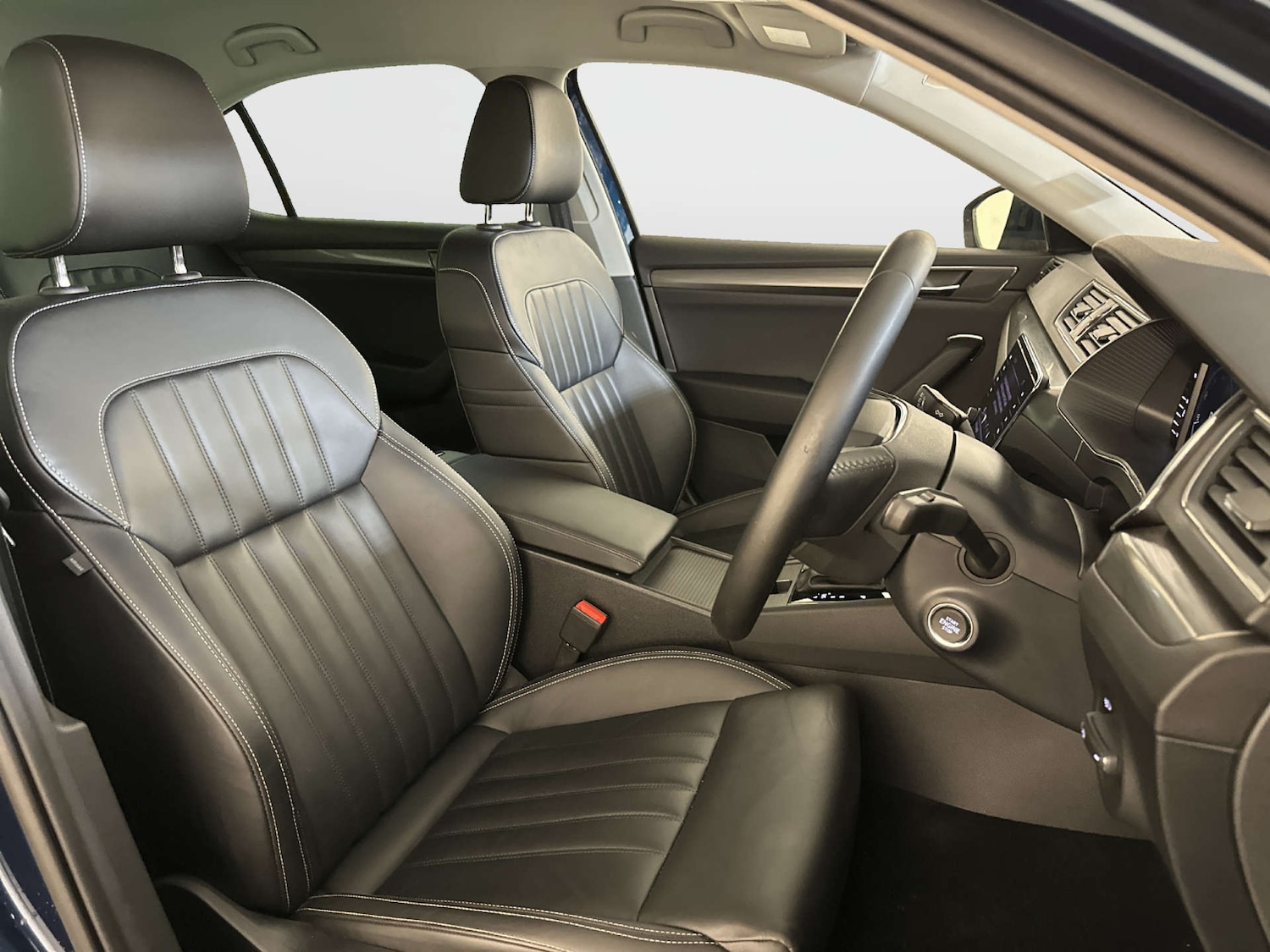 Used Skoda Superb 2023 for sale - 78003769: Photo 13