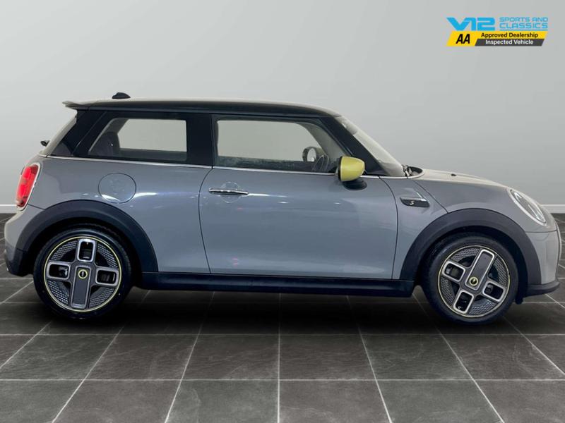 Used MINI Electric Hatch 2022 for sale - 76797168: Photo 11