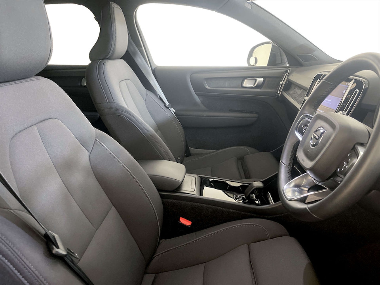 Used Volvo XC40 2022 for sale - 77667893: Photo 13