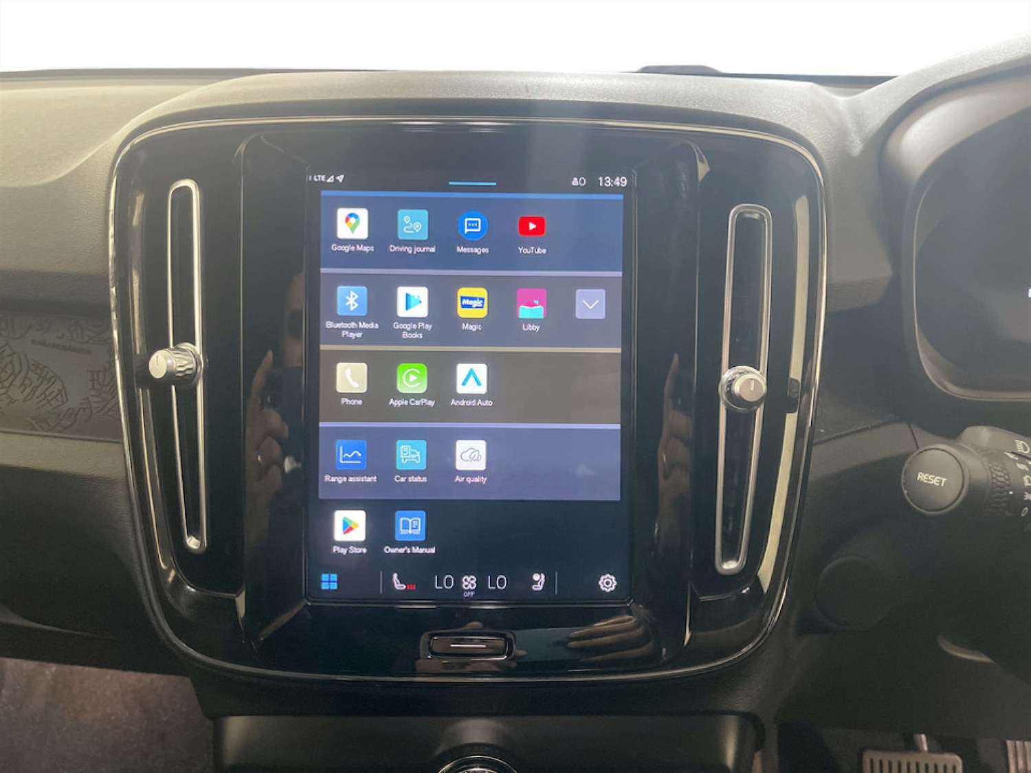 Used Volvo XC40 2022 for sale - 77667893: Photo 24