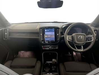 Used Volvo XC40 2022 for sale - 77667893: Photo