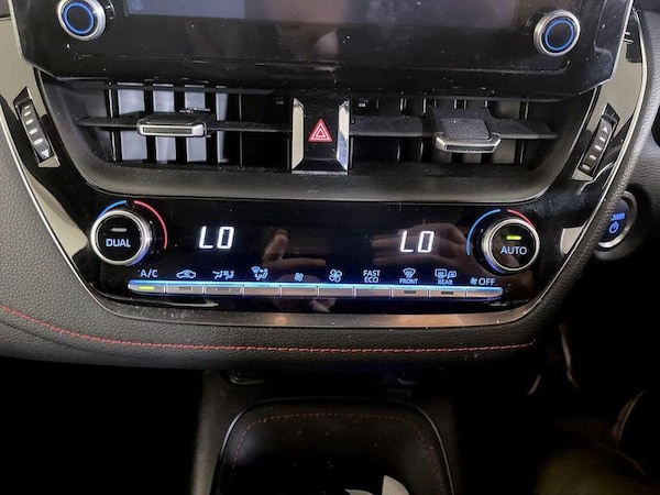 Used Toyota Corolla 2021 for sale - 76322341: Photo 24