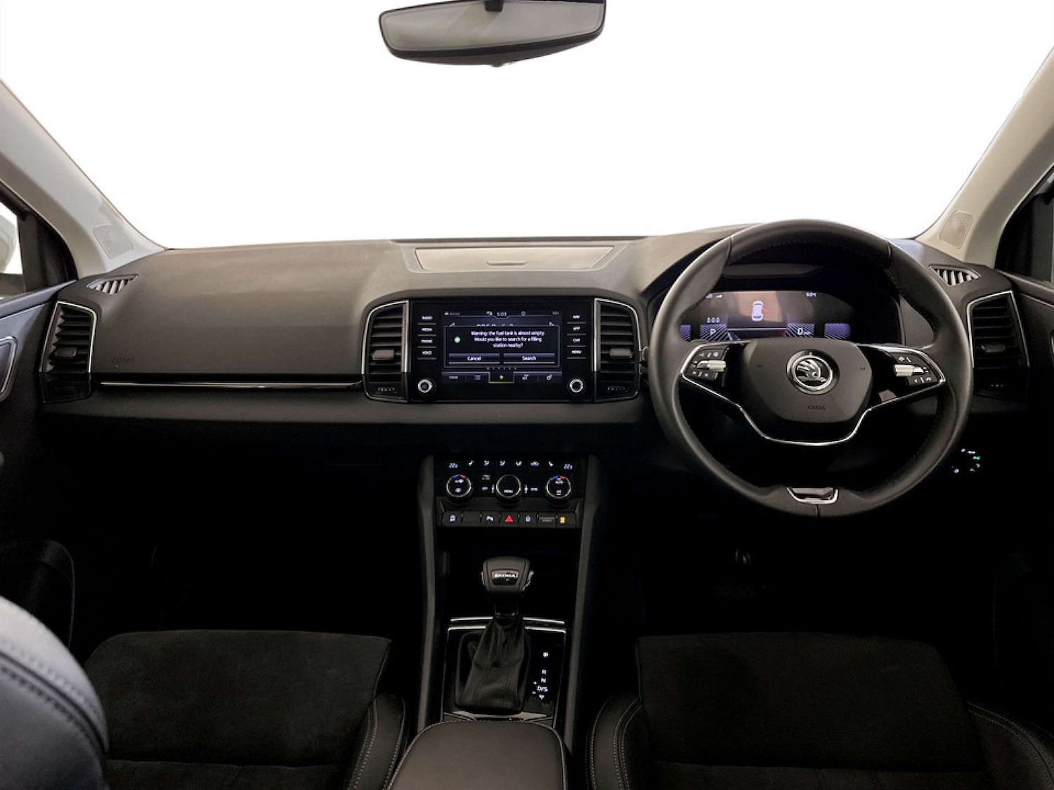 Used Skoda Karoq 2024 for sale - 77185794: Photo 3