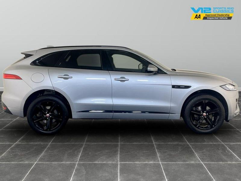 Used Jaguar F-Pace 2018 for sale - 76355612: Photo 11