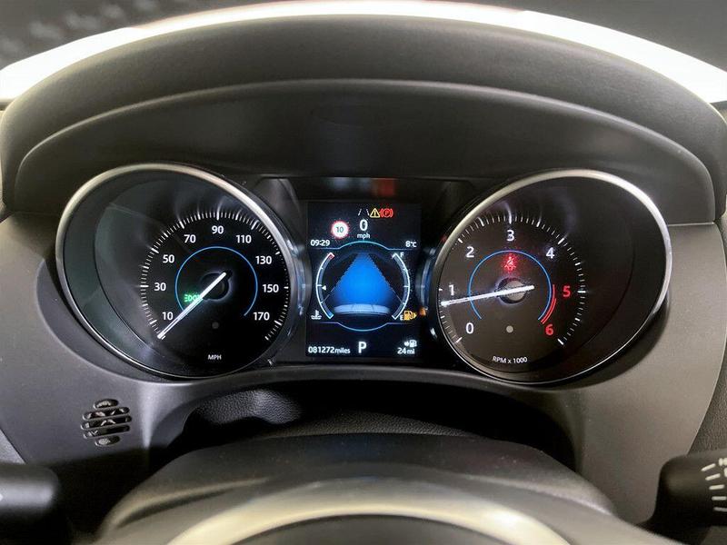 Used Jaguar F-Pace 2018 for sale - 76355612: Photo 18