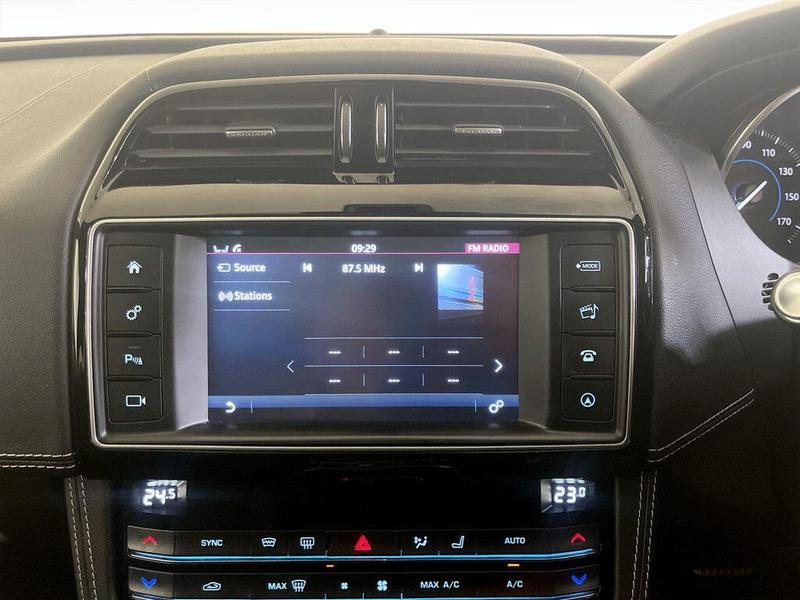 Used Jaguar F-Pace 2018 for sale - 76355612: Photo 22