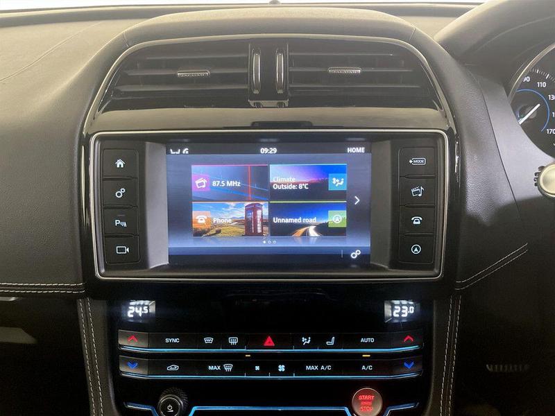 Used Jaguar F-Pace 2018 for sale - 76355612: Photo 24