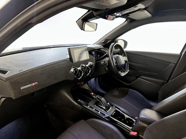 Used DS Automobiles DS 3 Crossback 2019 for sale - 76209324: Photo 12