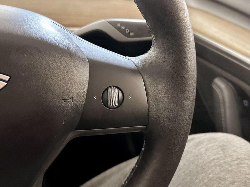 Used Tesla Model 3 2021 for sale - 76394132: Photo 18