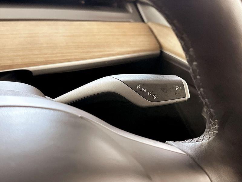 Used Tesla Model 3 2021 for sale - 76394132: Photo 19