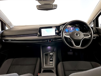 Used Volkswagen Golf 2021 for sale - 77584825: Photo