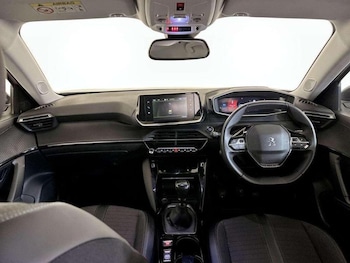 Used Peugeot 2008 2022 for sale - 76826122: Photo