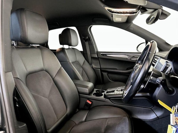 Used Porsche Macan 2018 for sale - 75712515: Photo 13