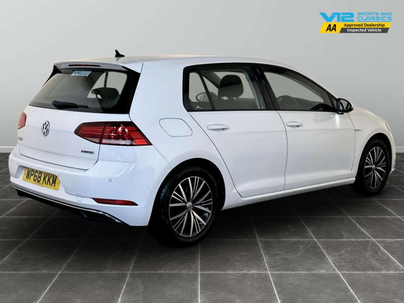 Used Volkswagen Golf 2018 for sale - 76908599: Photo 10