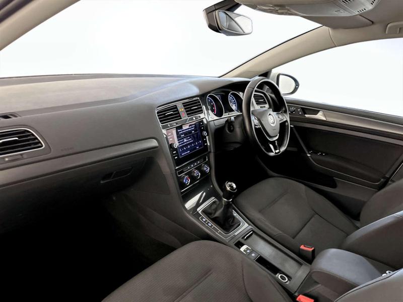Used Volkswagen Golf 2018 for sale - 76908599: Photo 12