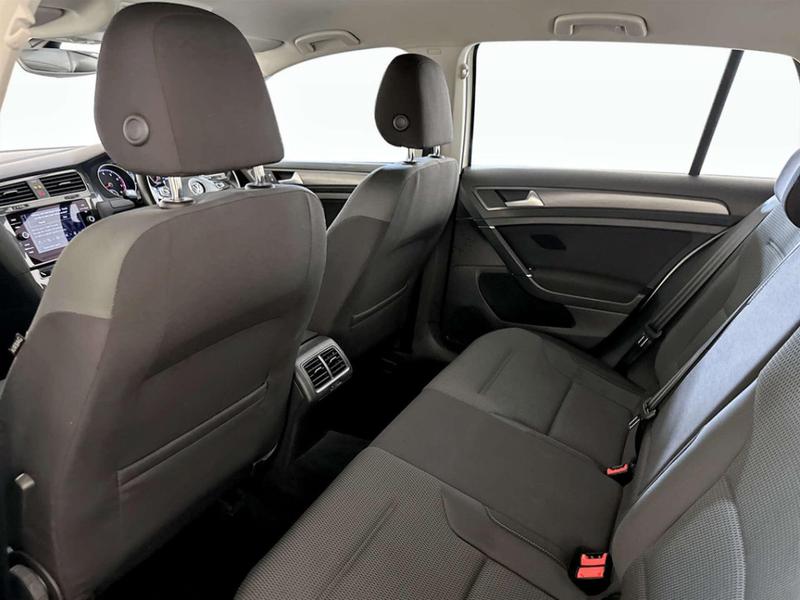 Used Volkswagen Golf 2018 for sale - 76908599: Photo 14