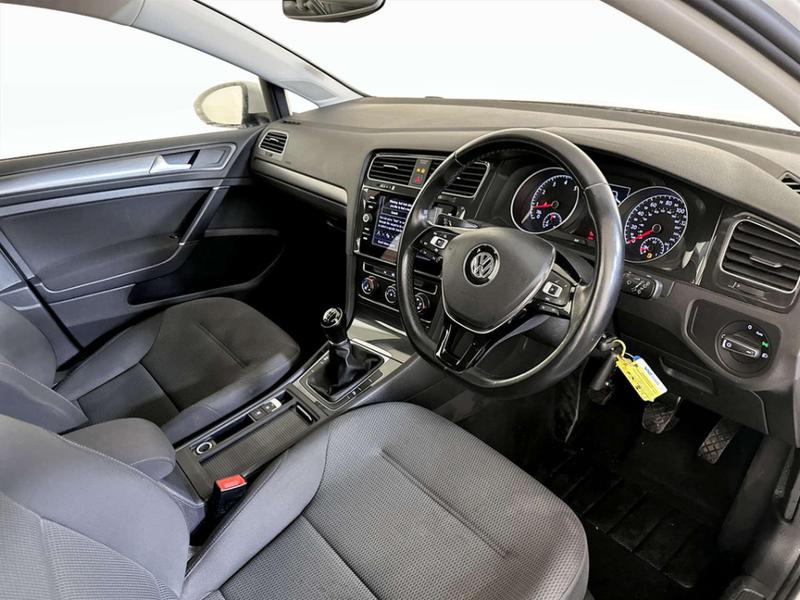 Used Volkswagen Golf 2018 for sale - 76908599: Photo 15