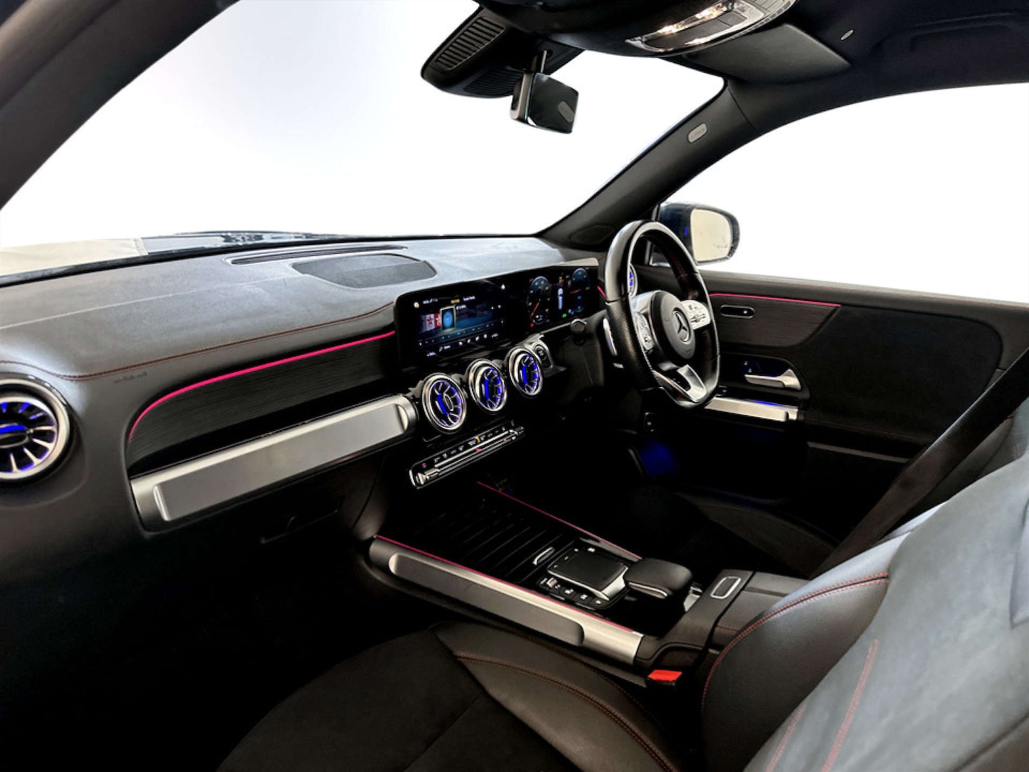 Used Mercedes-Benz EQB 2023 for sale - 77452425: Photo 12