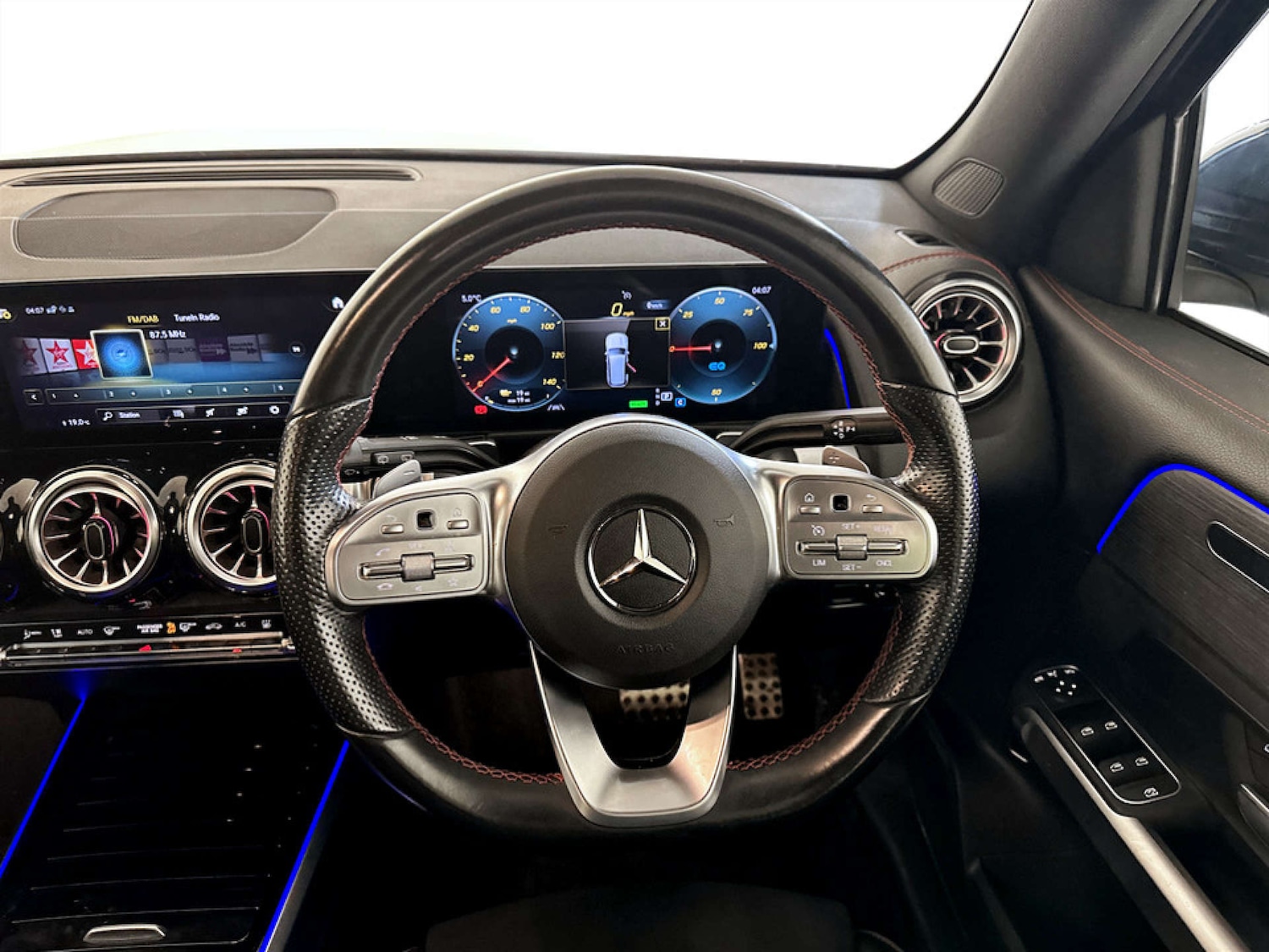 Used Mercedes-Benz EQB 2023 for sale - 77452425: Photo 16